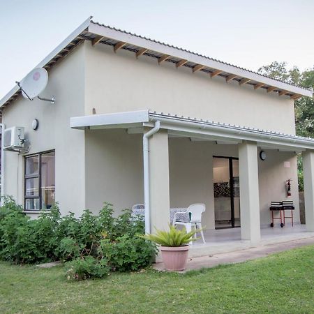 870 On Riverview Drive Mtubatuba ภายนอก รูปภาพ
